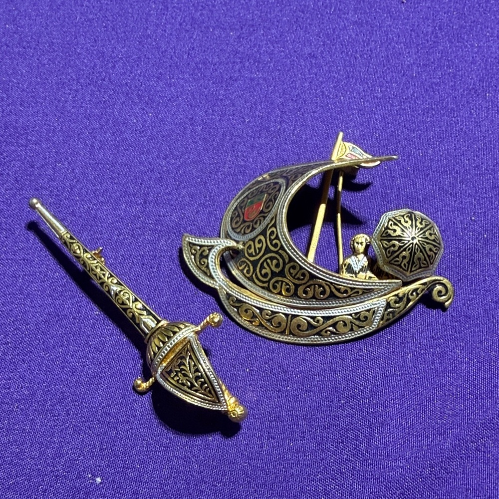 Toledo/Damascene Unisex Ship and Sword Brooch  (3)